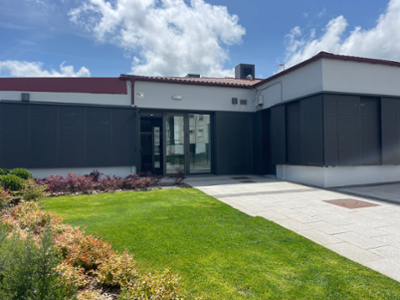 Fachada centro cívico