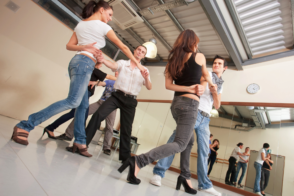 Clase de baile latino