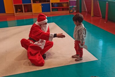 Visita de Papa Noeles á EIM Carricanta