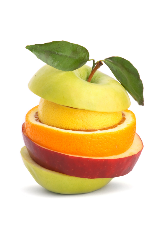 mazá composta por rodajas doutras froitas como pera, laranxa, pexego