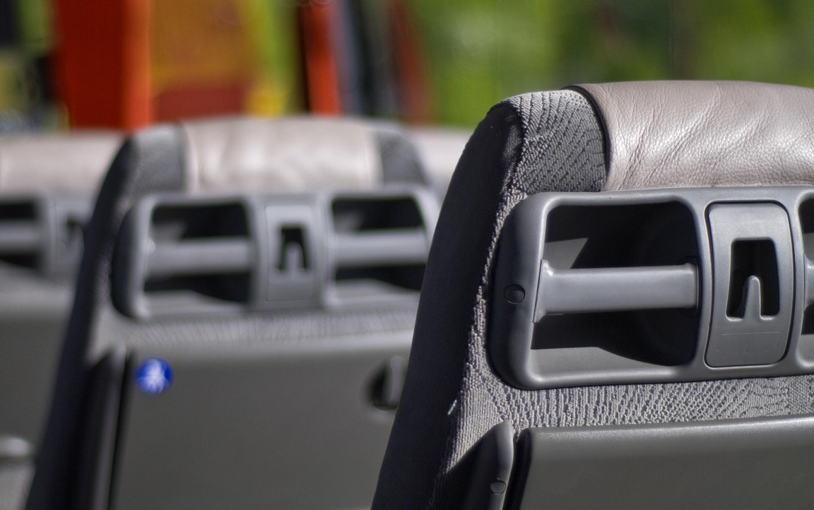 Interior dun autobús.
